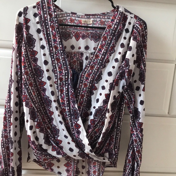 Hollister Tops - HOLLISTER Blouse